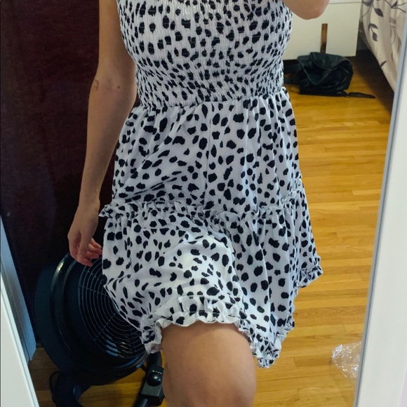 Stunning sundress ☀️ - Picture 3 of 5